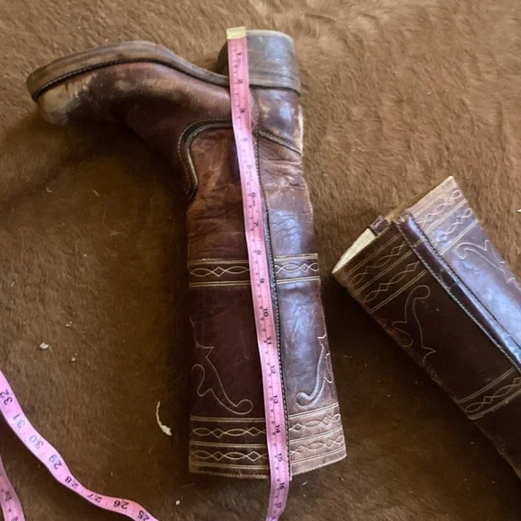 Vintage Frye Campus Longhorn Boots - Picture 4 of 9